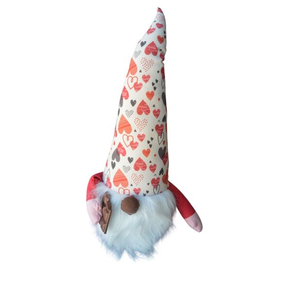 NWT Kirkton House Valentines Day Gnome Decoration With Pink Heart Chocolate  20" - Picture 2 of 6